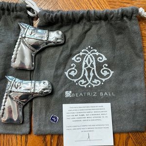 Beatriz Ball TWO BEAUTIFUL horse heads with dust bags Brand New